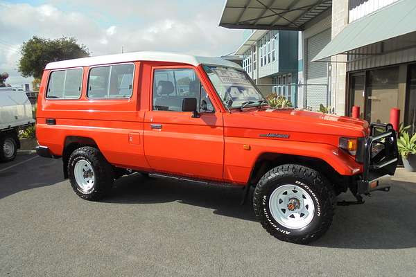 1996 Toyota Landcruiser Troopcarrier HZJ75RV