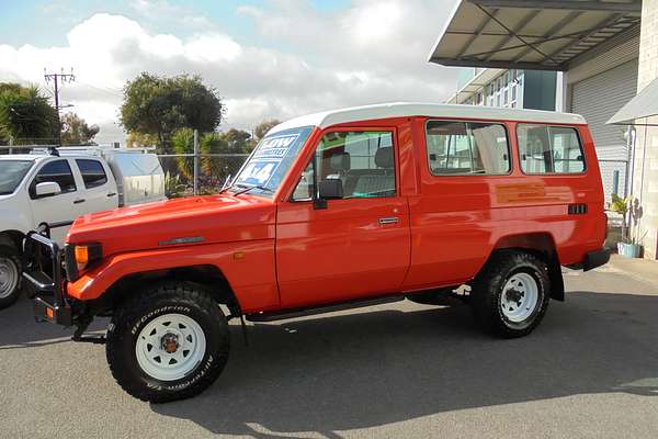 1996 Toyota Landcruiser Troopcarrier HZJ75RV