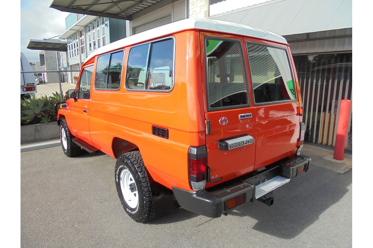 1996 Toyota Landcruiser Troopcarrier HZJ75RV