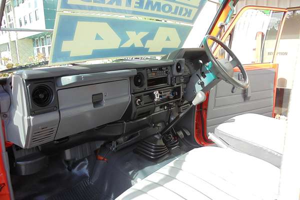 1996 Toyota Landcruiser Troopcarrier HZJ75RV