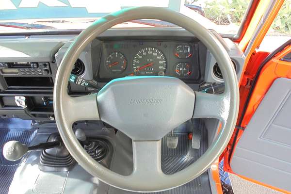 1996 Toyota Landcruiser Troopcarrier HZJ75RV