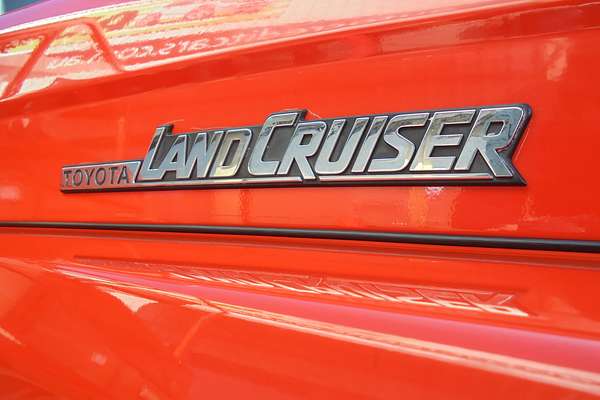 1996 Toyota Landcruiser Troopcarrier HZJ75RV