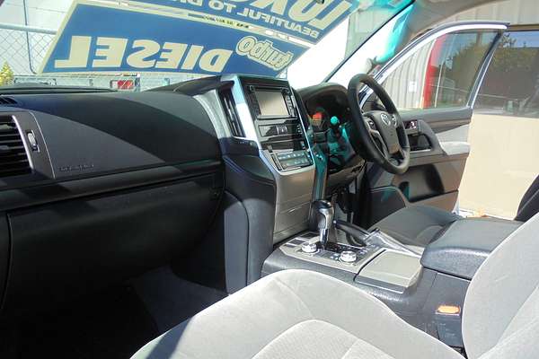 2020 Toyota Landcruiser GXL VDJ200R
