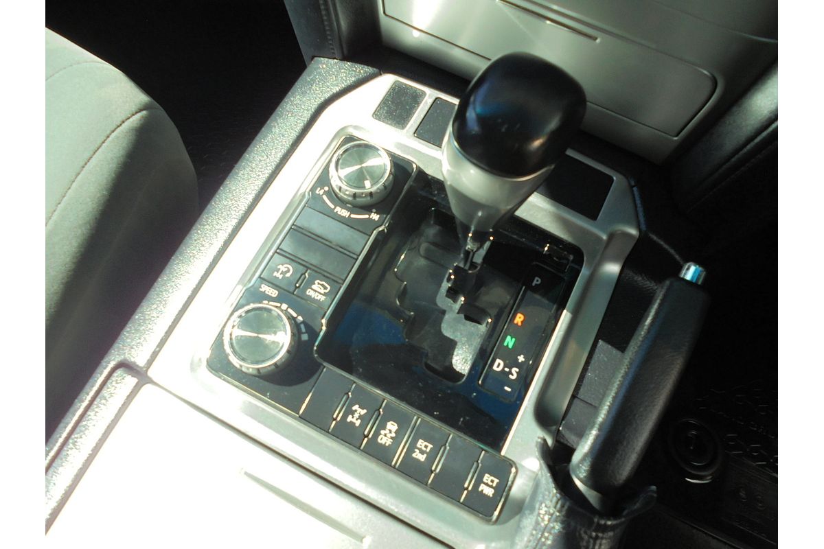 2020 Toyota Landcruiser GXL VDJ200R