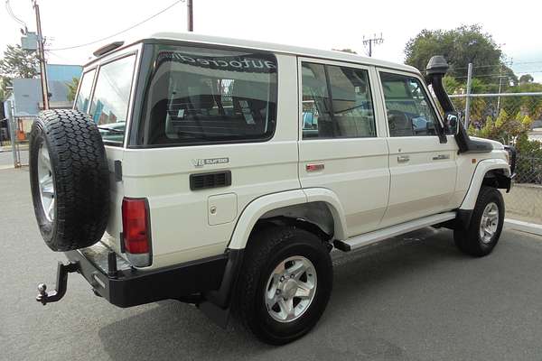 2011 Toyota Landcruiser GXL VDJ76R