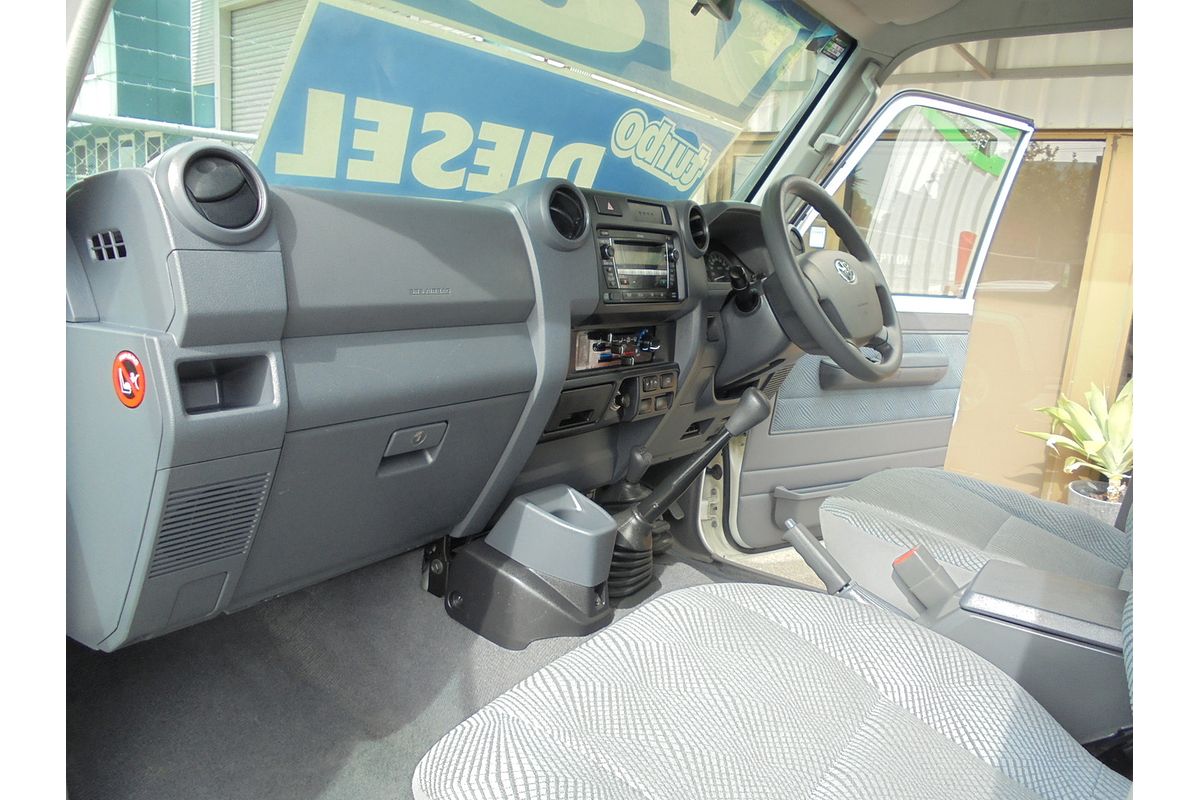 2011 Toyota Landcruiser GXL VDJ76R