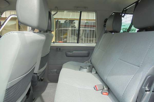 2011 Toyota Landcruiser GXL VDJ76R