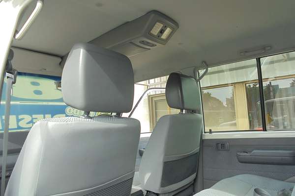 2011 Toyota Landcruiser GXL VDJ76R
