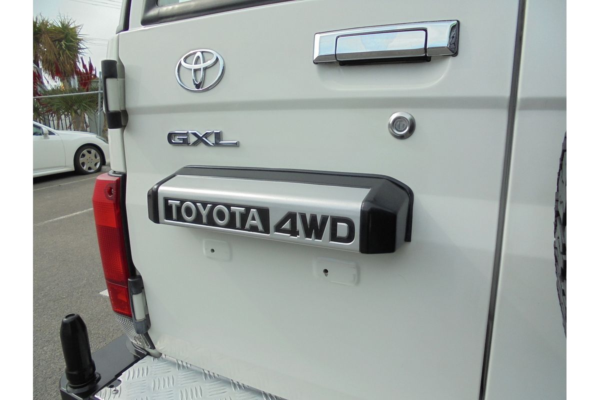 2011 Toyota Landcruiser GXL VDJ76R