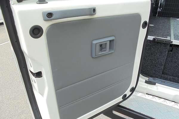 2011 Toyota Landcruiser GXL VDJ76R