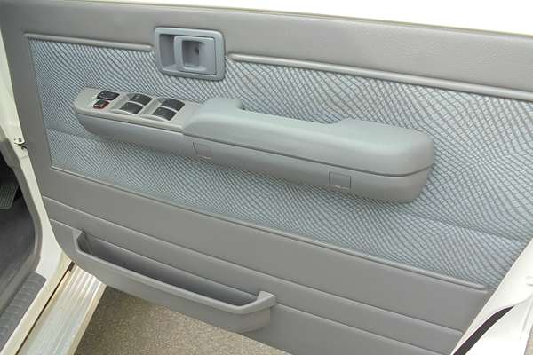 2011 Toyota Landcruiser GXL VDJ76R