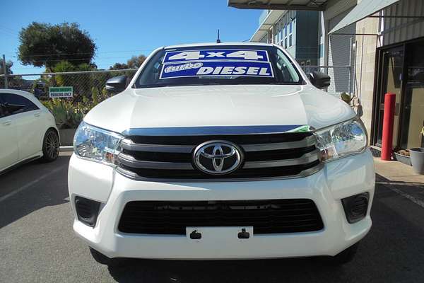 2018 Toyota Hilux SR GUN126R 4X4