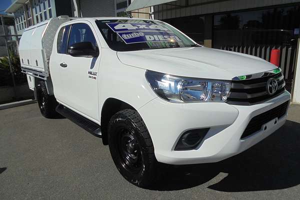 2018 Toyota Hilux SR GUN126R 4X4