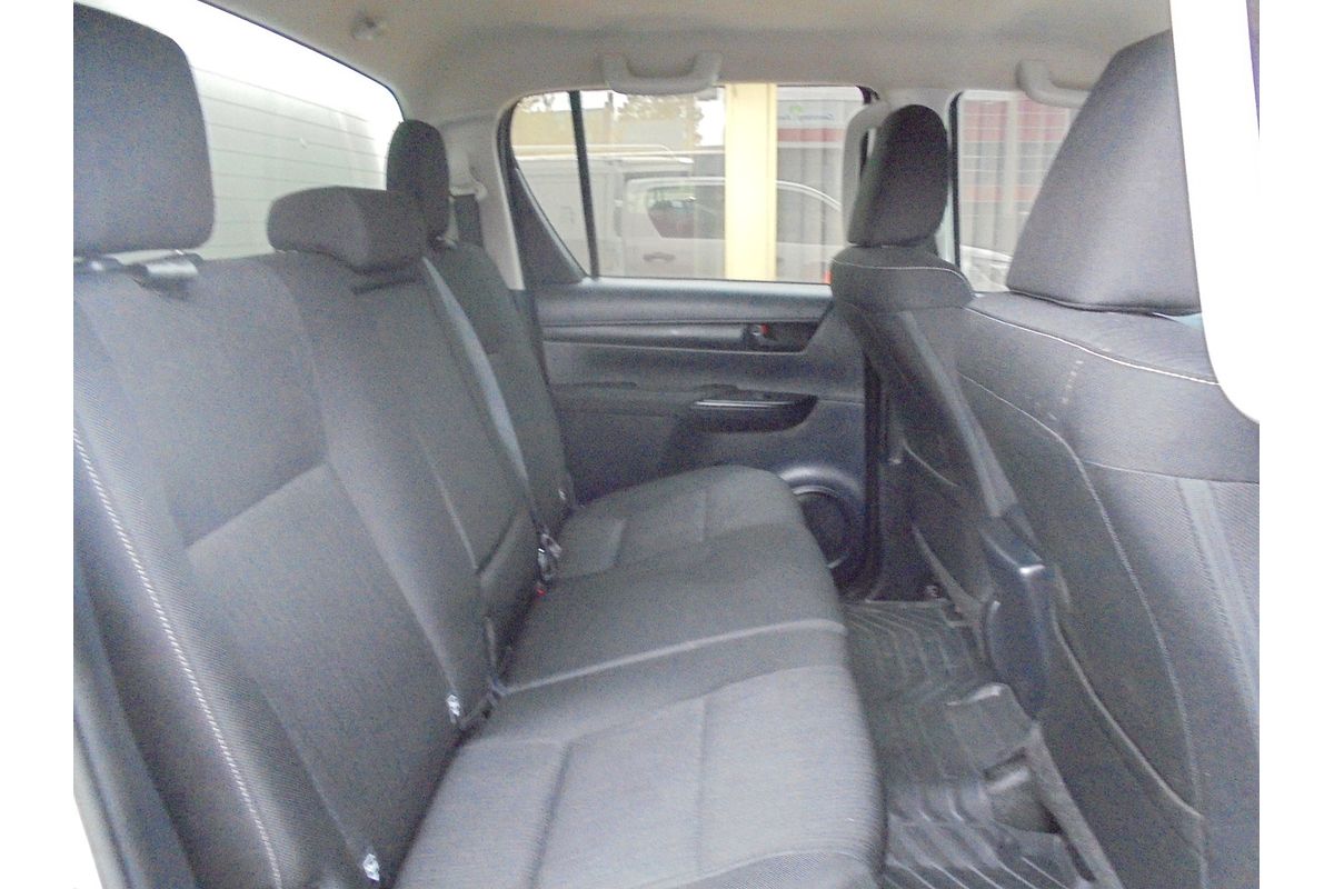 2019 Toyota Hilux SR GUN126R 4X4