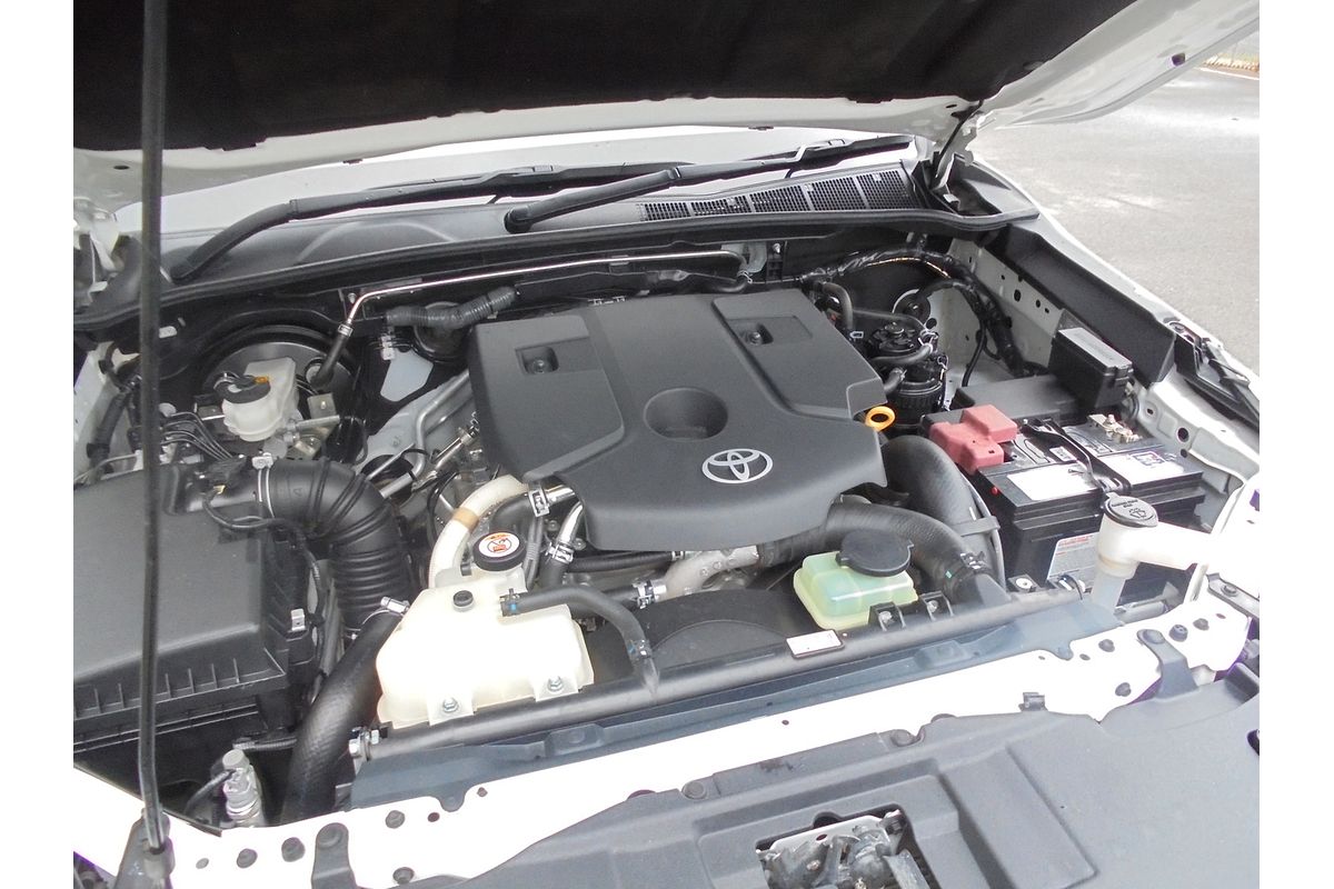 2019 Toyota Hilux SR GUN126R 4X4