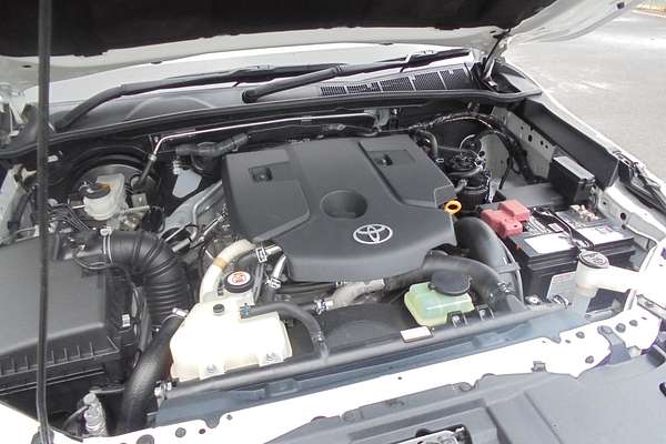 2019 Toyota Hilux SR GUN126R 4X4