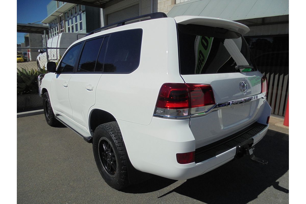 2017 Toyota Landcruiser GXL VDJ200R