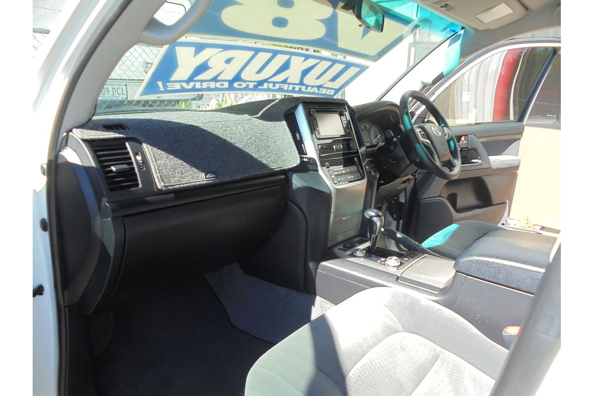 2017 Toyota Landcruiser GXL VDJ200R