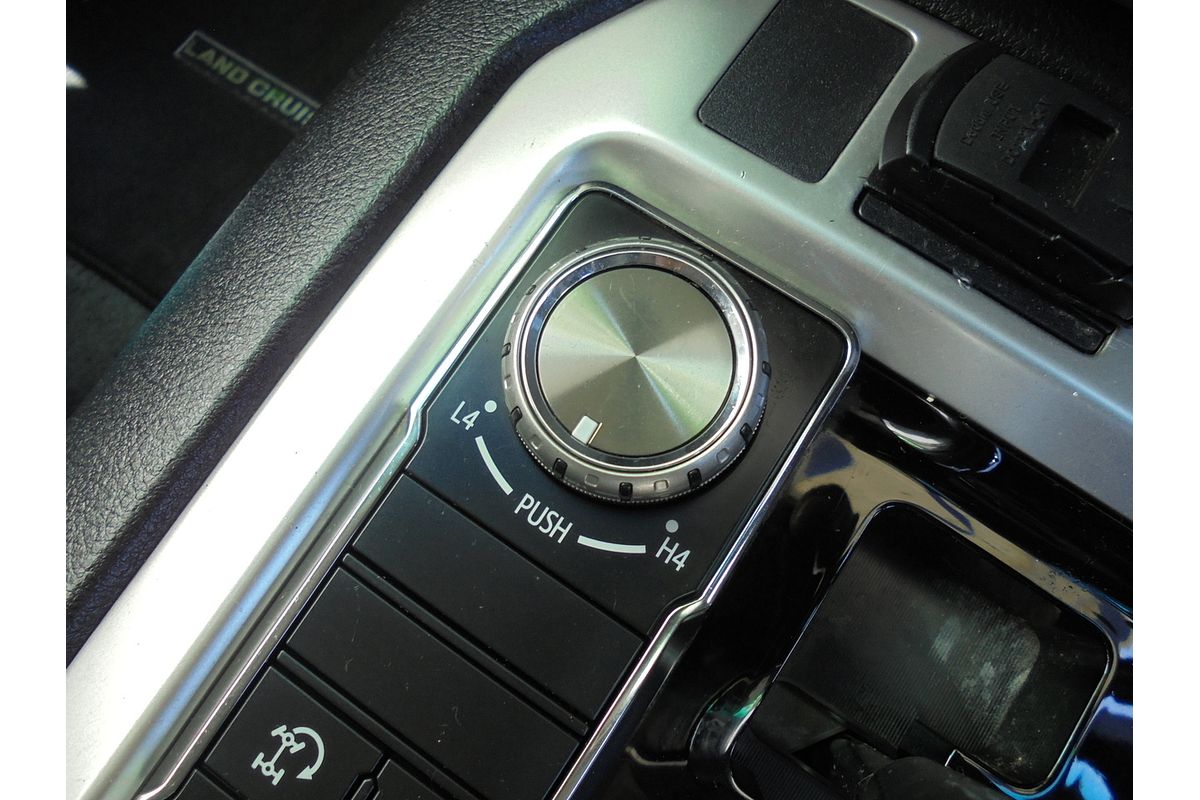 2017 Toyota Landcruiser GXL VDJ200R