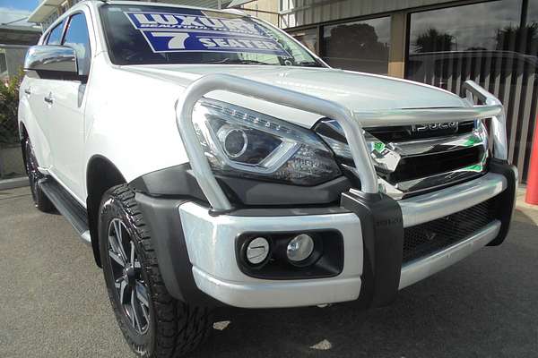 2021 Isuzu MU-X LS-T