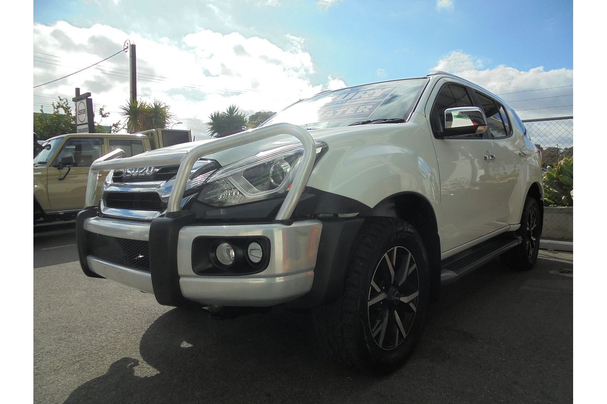 2021 Isuzu MU-X LS-T