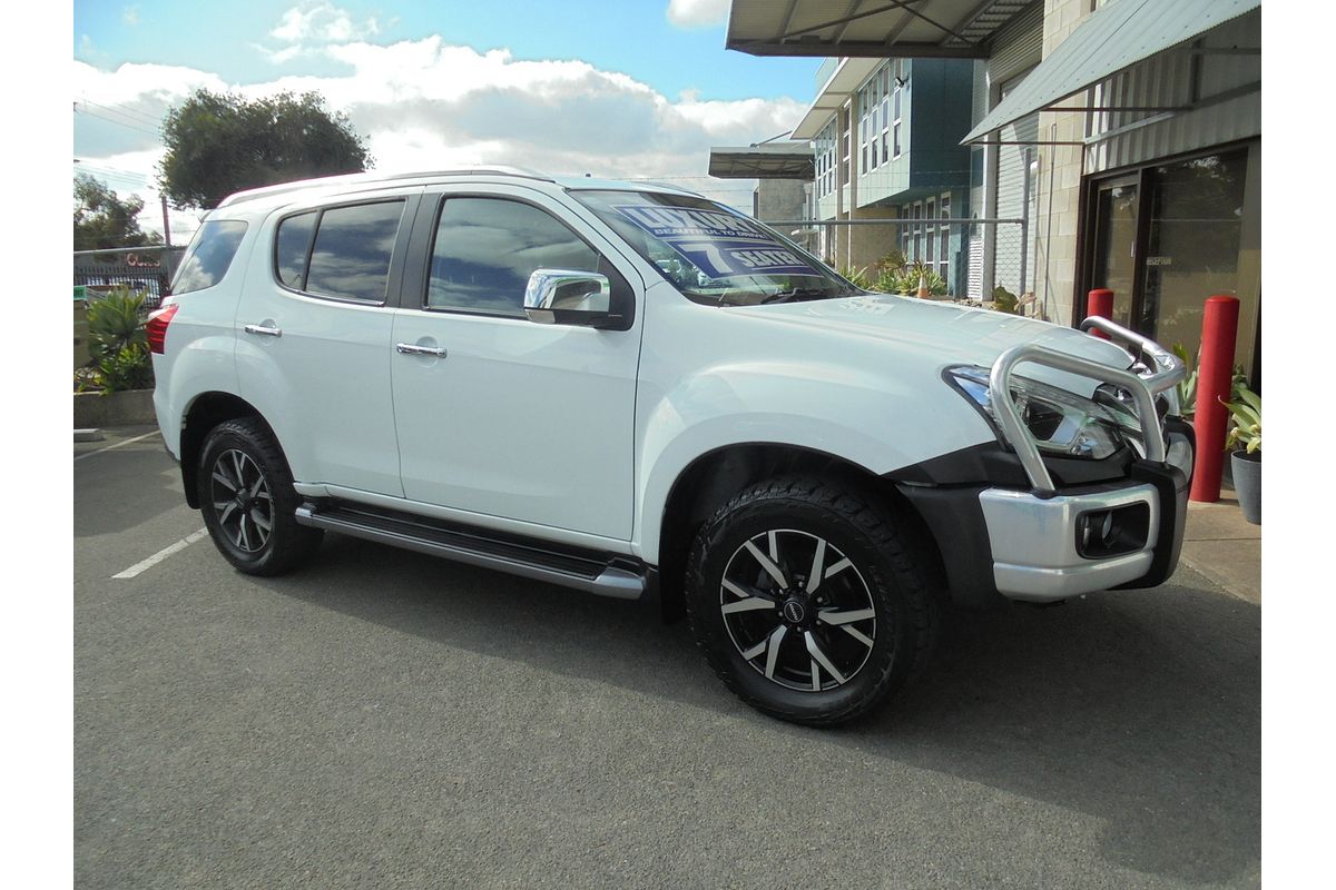 2021 Isuzu MU-X LS-T