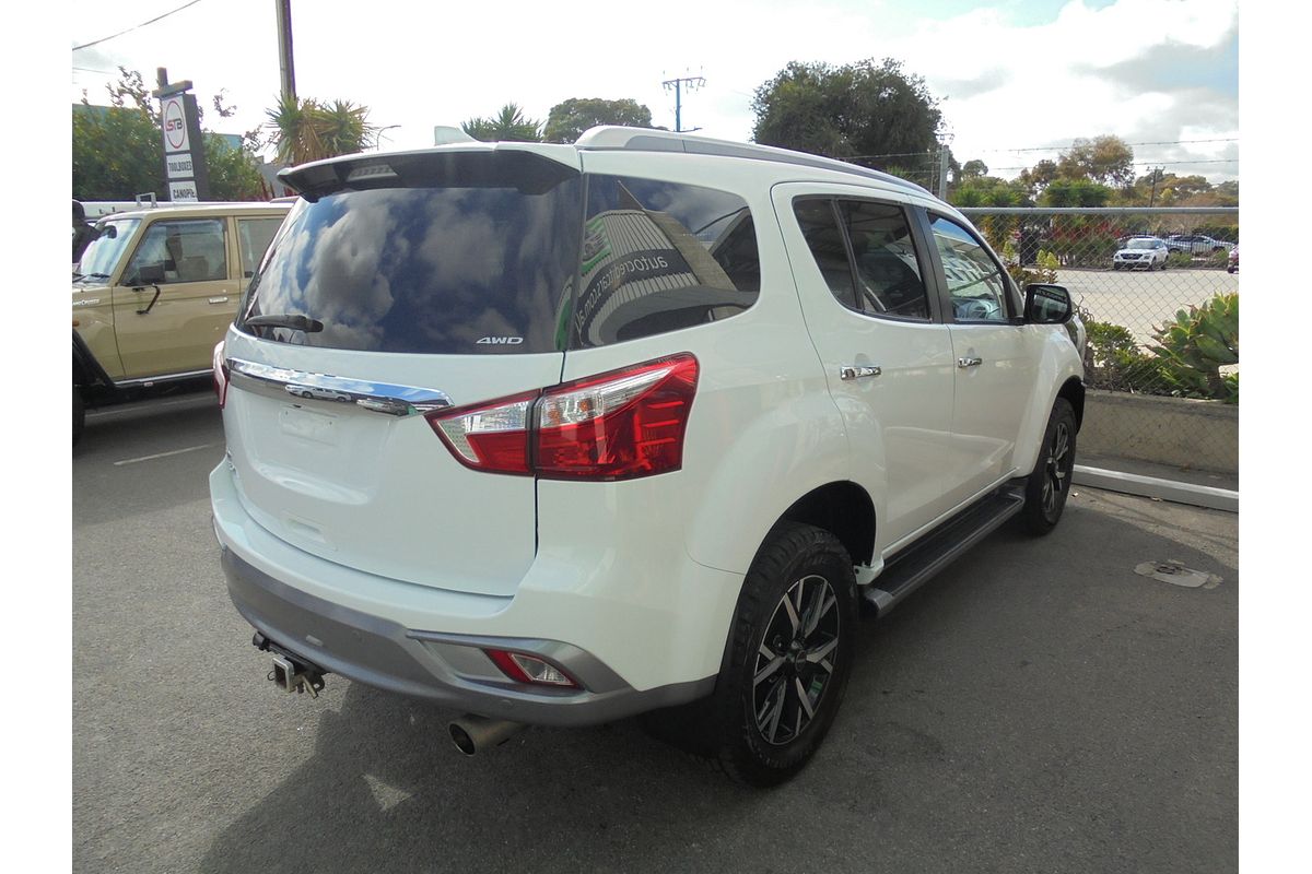 2021 Isuzu MU-X LS-T