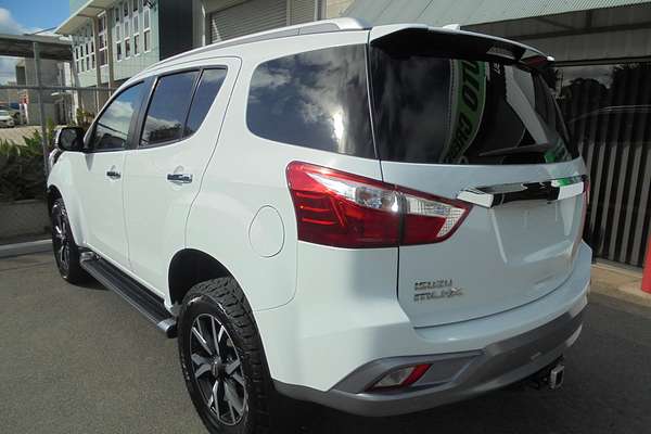 2021 Isuzu MU-X LS-T
