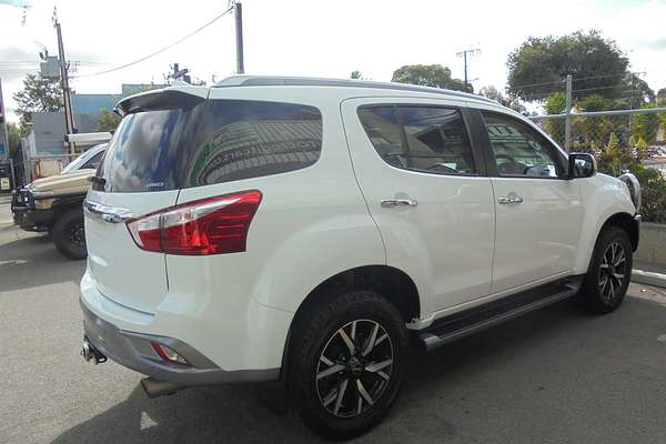 2021 Isuzu MU-X LS-T