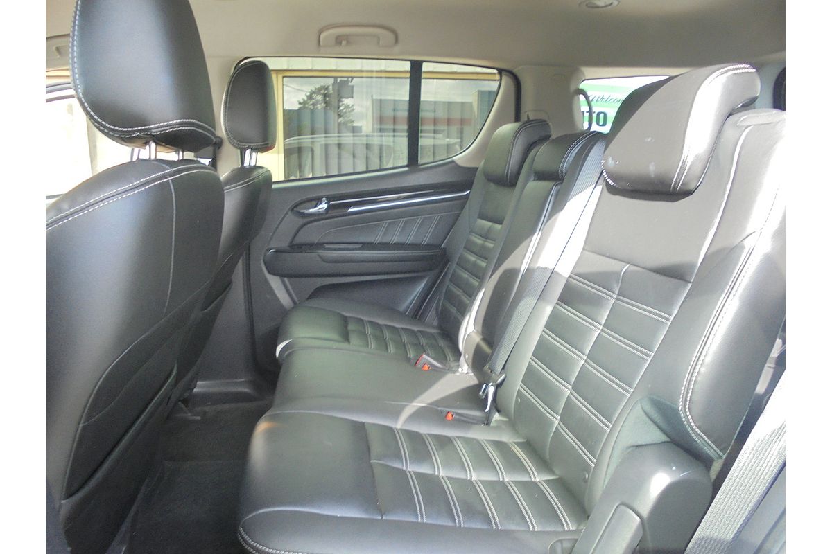 2021 Isuzu MU-X LS-T