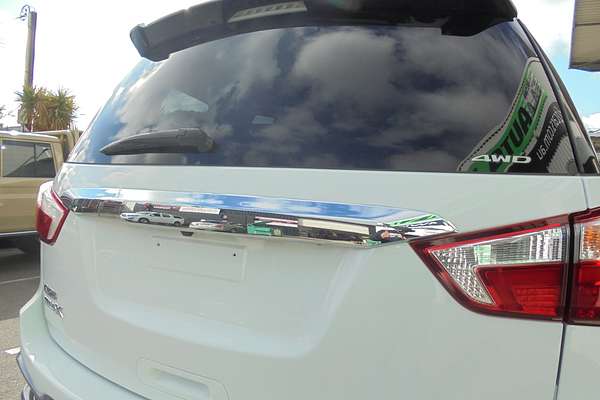 2021 Isuzu MU-X LS-T