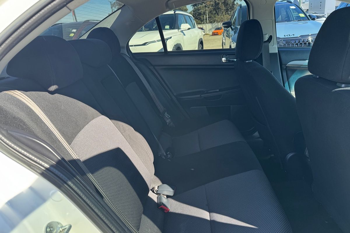 2015 Mitsubishi Lancer ES Sport CF