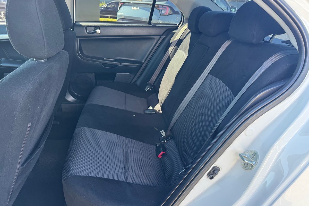 2015 Mitsubishi Lancer ES Sport CF