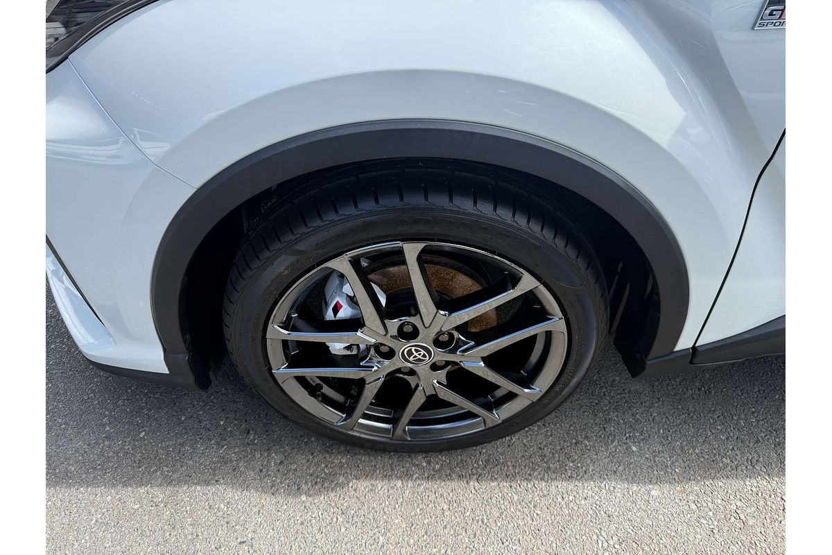 2022 Toyota C-HR GR Sport ZYX10R