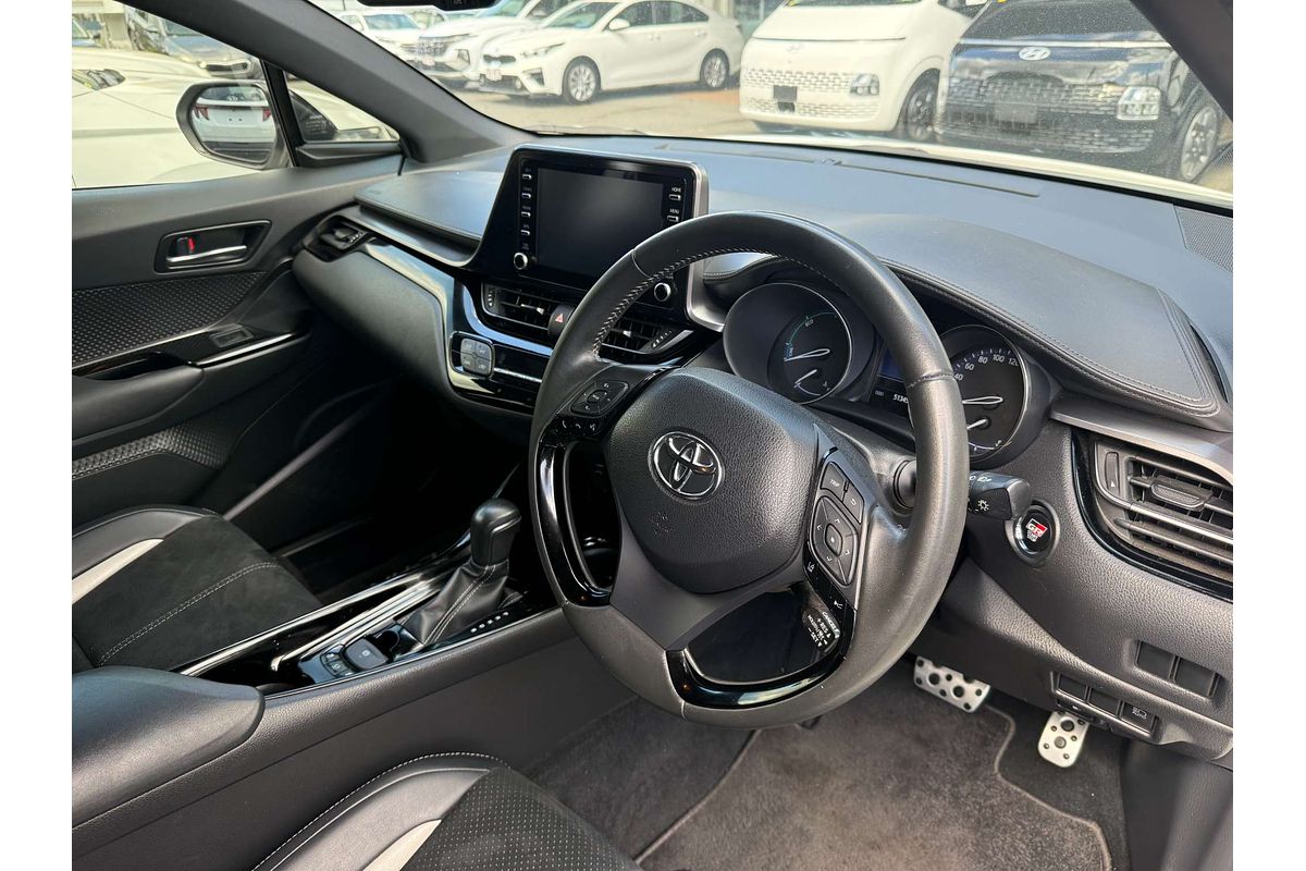 2022 Toyota C-HR GR Sport ZYX10R