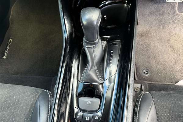 2022 Toyota C-HR GR Sport ZYX10R