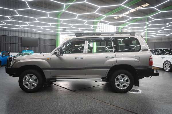 2004 Toyota Landcruiser Kakadu HDJ100R