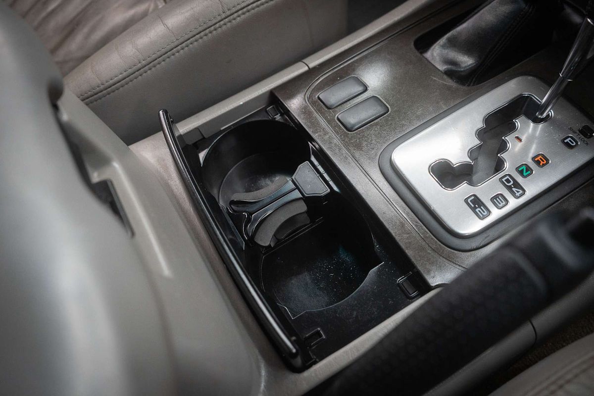 2004 Toyota Landcruiser Kakadu HDJ100R