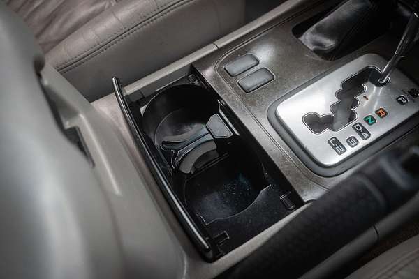 2004 Toyota Landcruiser Kakadu HDJ100R