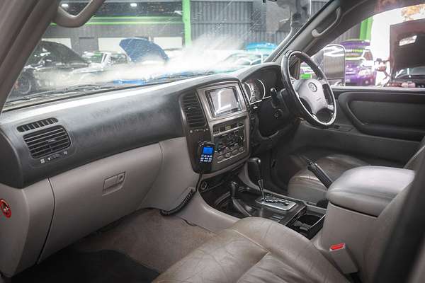 2004 Toyota Landcruiser Kakadu HDJ100R