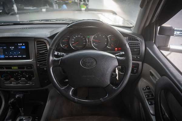 2004 Toyota Landcruiser Kakadu HDJ100R