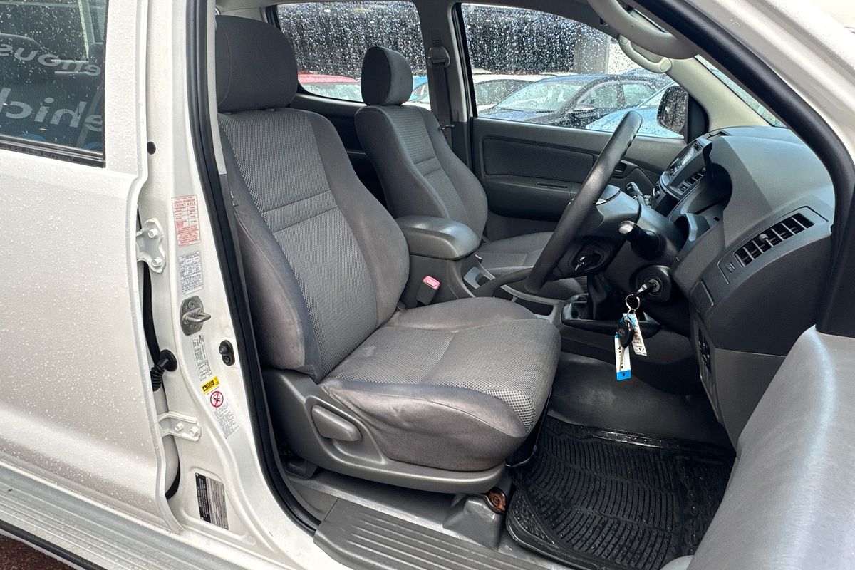 2012 Toyota Hilux SR KUN26R 4X4