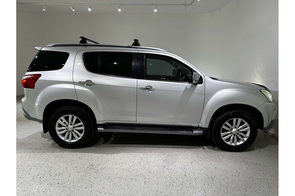 2018 Isuzu MU-X LS-T