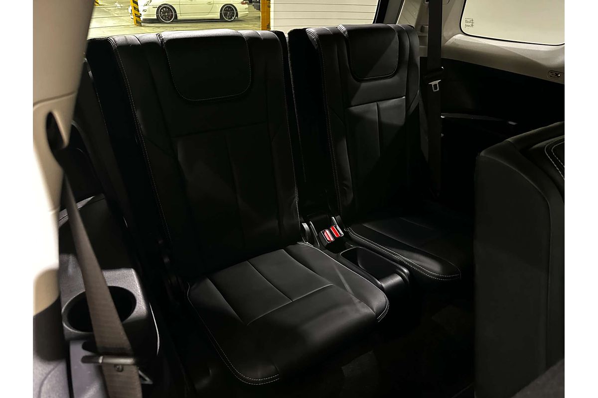 2018 Isuzu MU-X LS-T