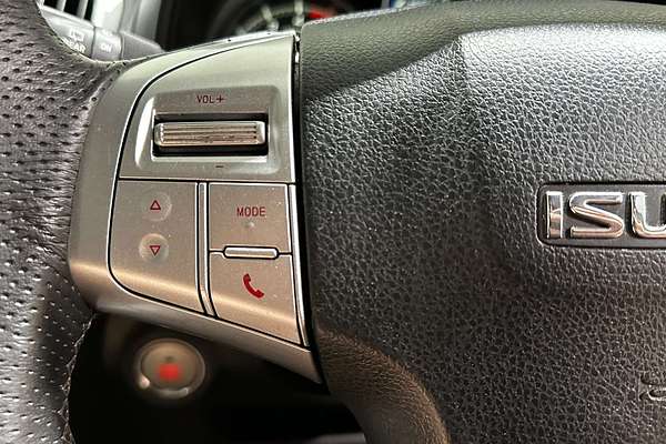 2018 Isuzu MU-X LS-T