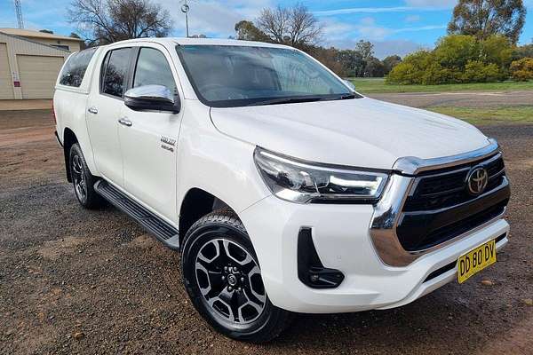 2022 Toyota Hilux SR5 GUN126R 4X4
