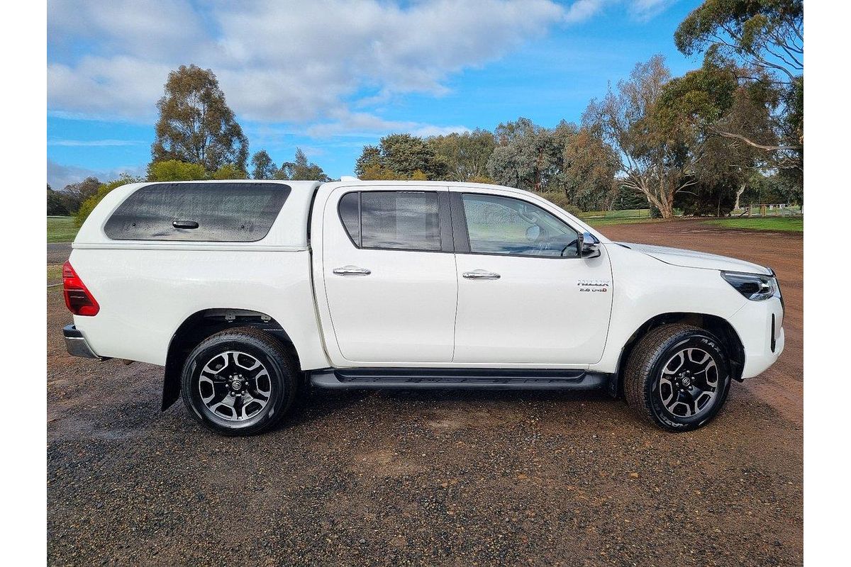 2022 Toyota Hilux SR5 GUN126R 4X4