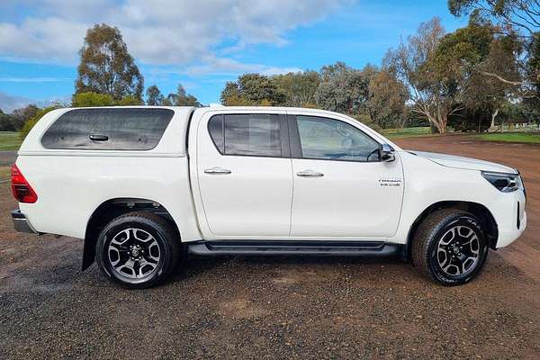 2022 Toyota Hilux SR5 GUN126R 4X4