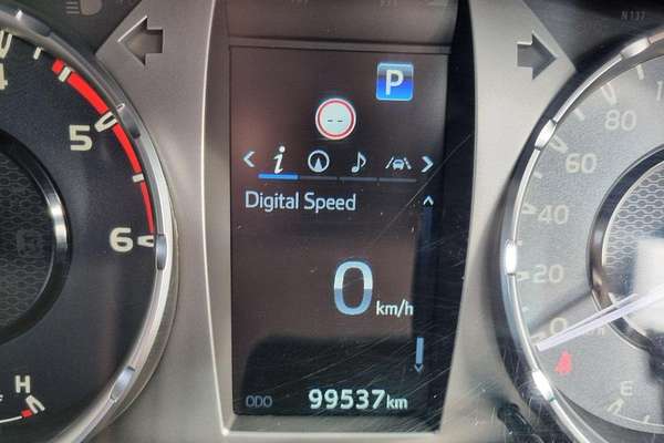 2022 Toyota Hilux SR5 GUN126R 4X4