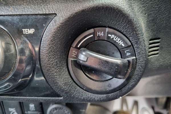 2022 Toyota Hilux SR5 GUN126R 4X4